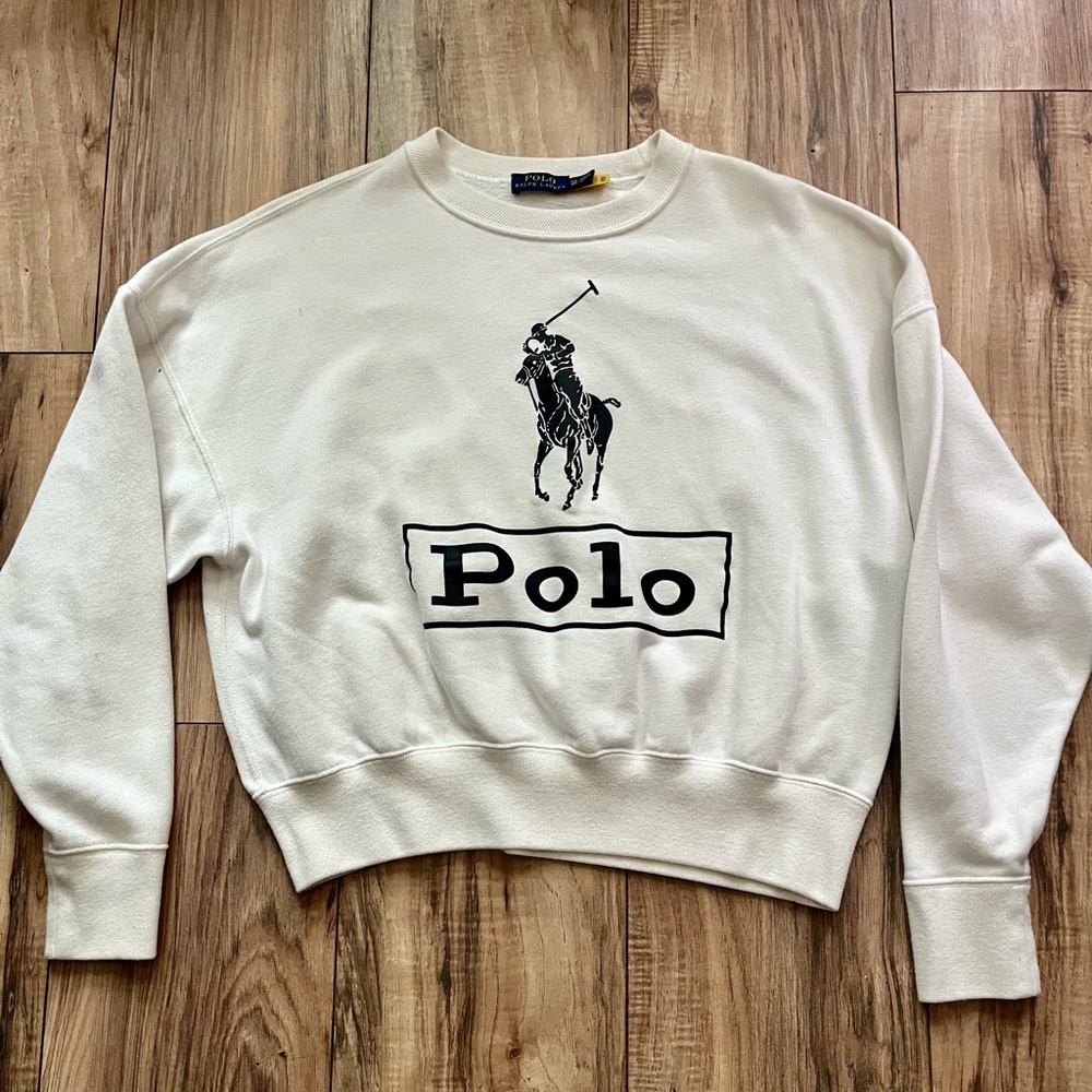 Polo Ralph Lauren woman’s sweatshirt.